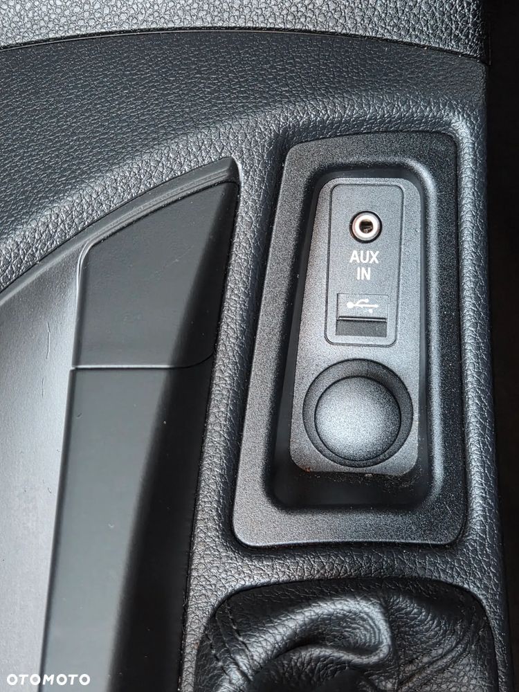 BMW Seria 1 - 24