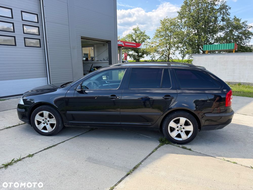 Skoda Octavia 1.8 T FSI Elegance - 8