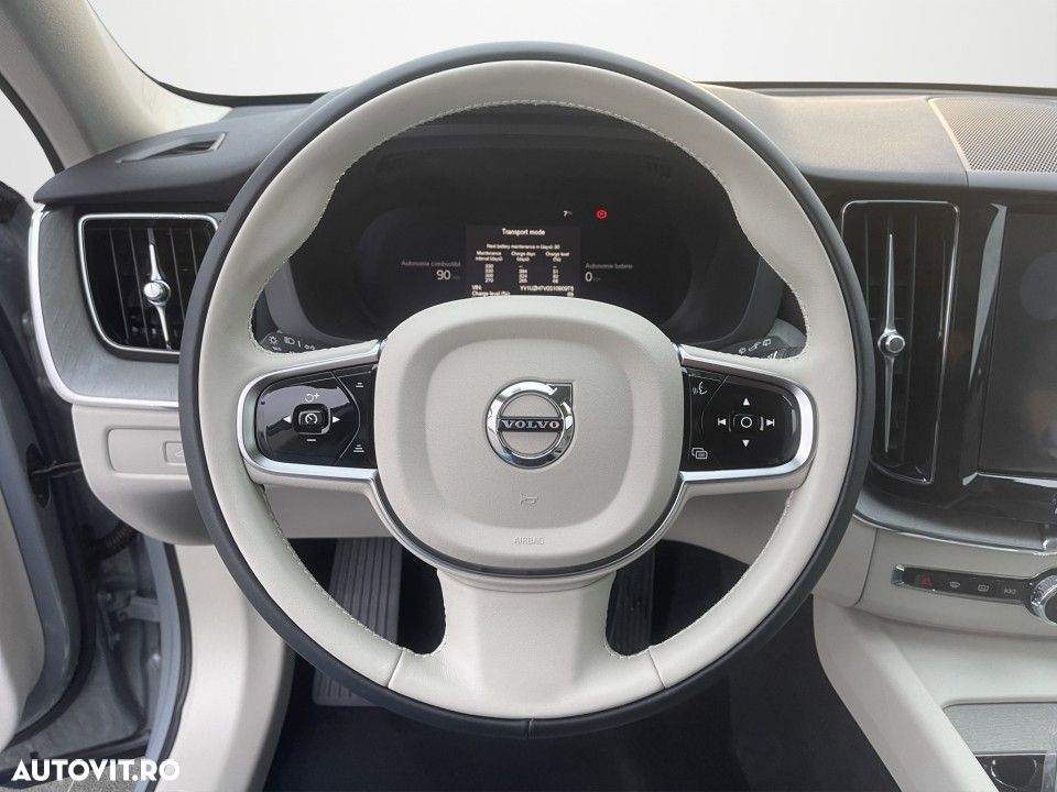 Volvo XC 60 T8 AWD AT PHEV Plus Bright - 10