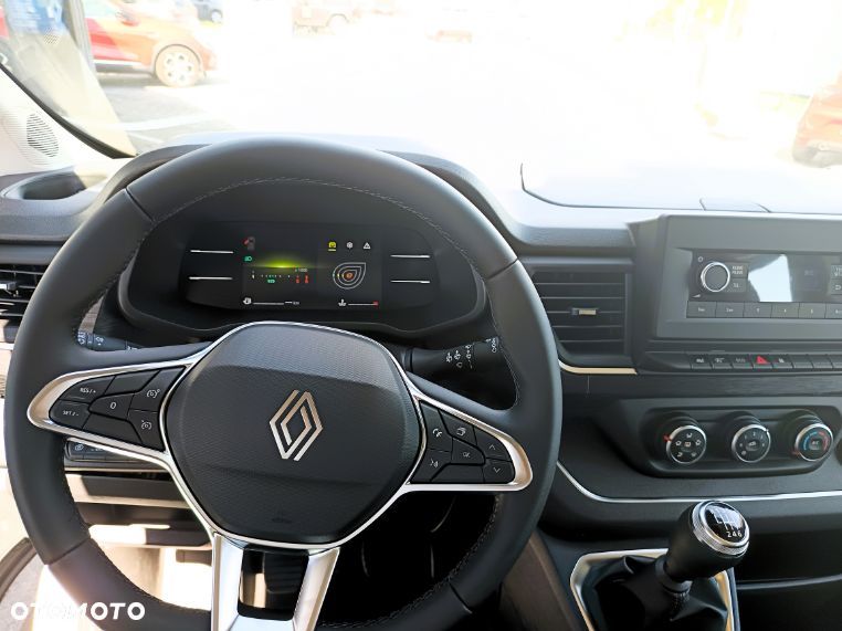 Renault Trafic Grand 2.0 dCi - 16
