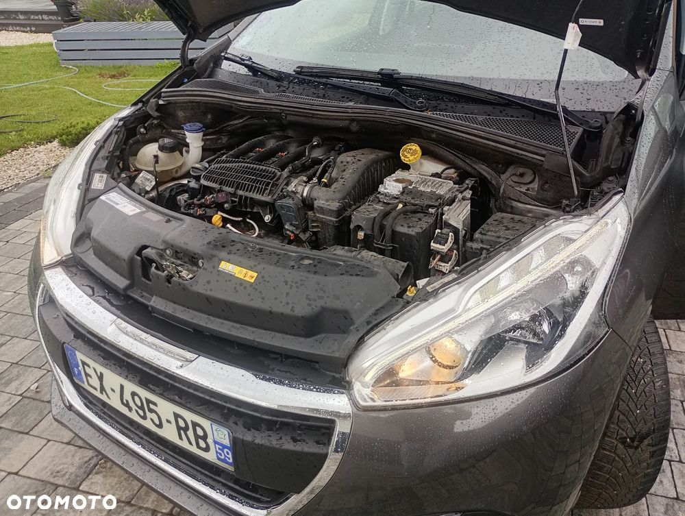 Peugeot 208 1.2 PureTech Active ETG5 - 28