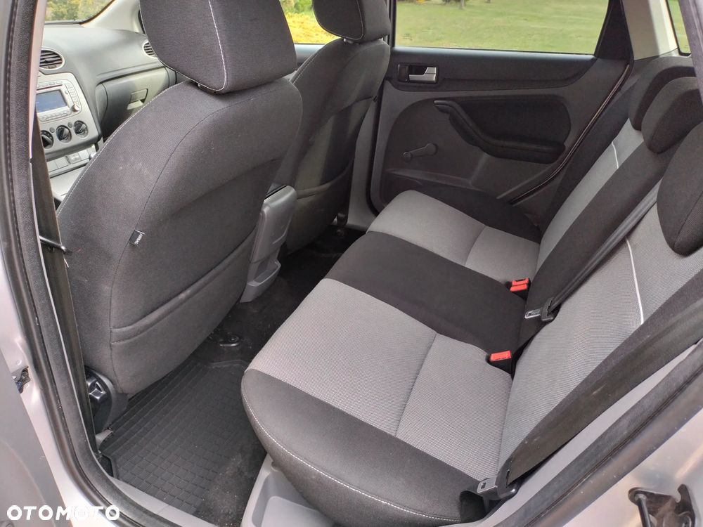 Ford Focus 1.6 TDCi FX - 10