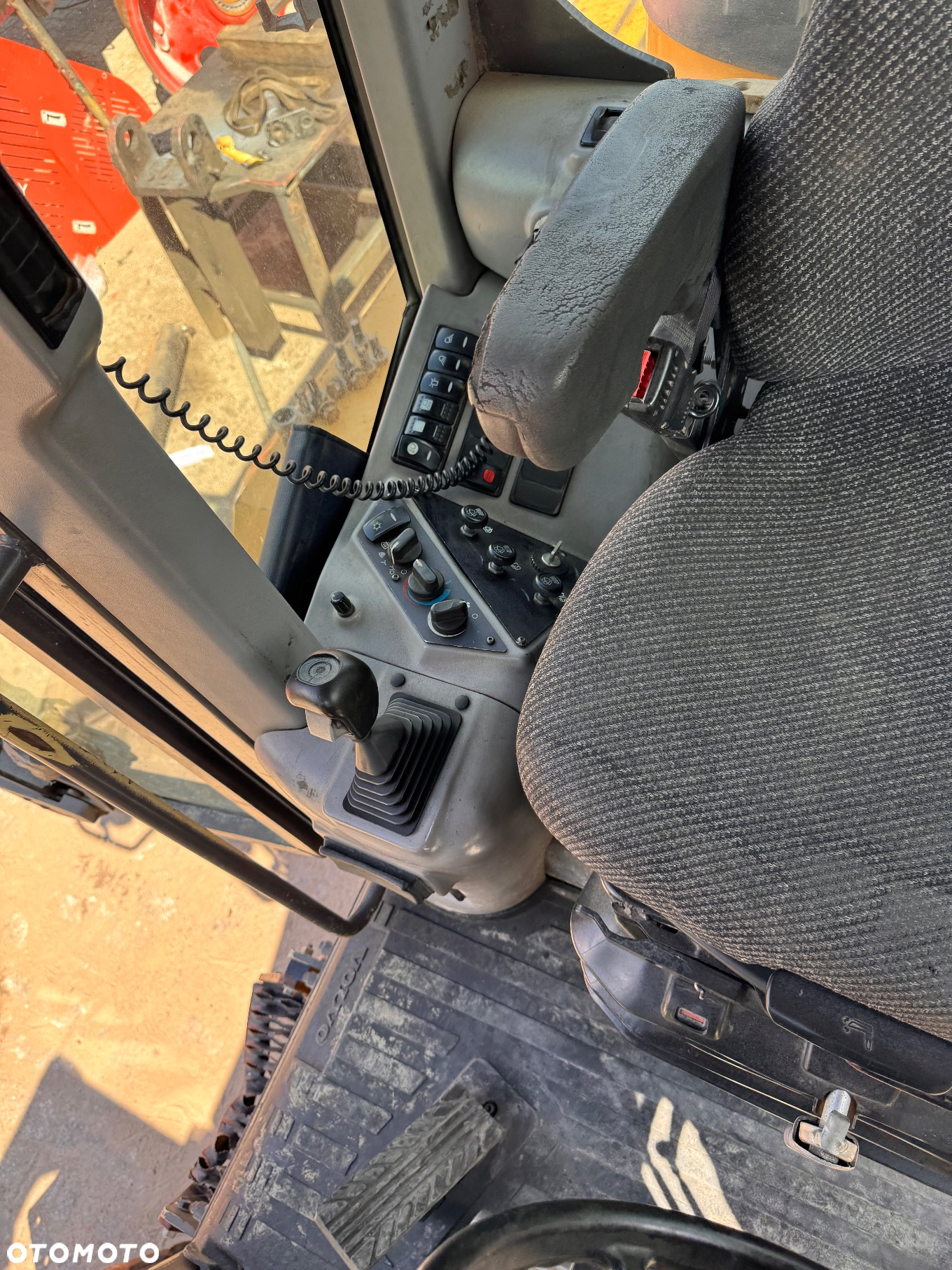 Volvo G946 - 10