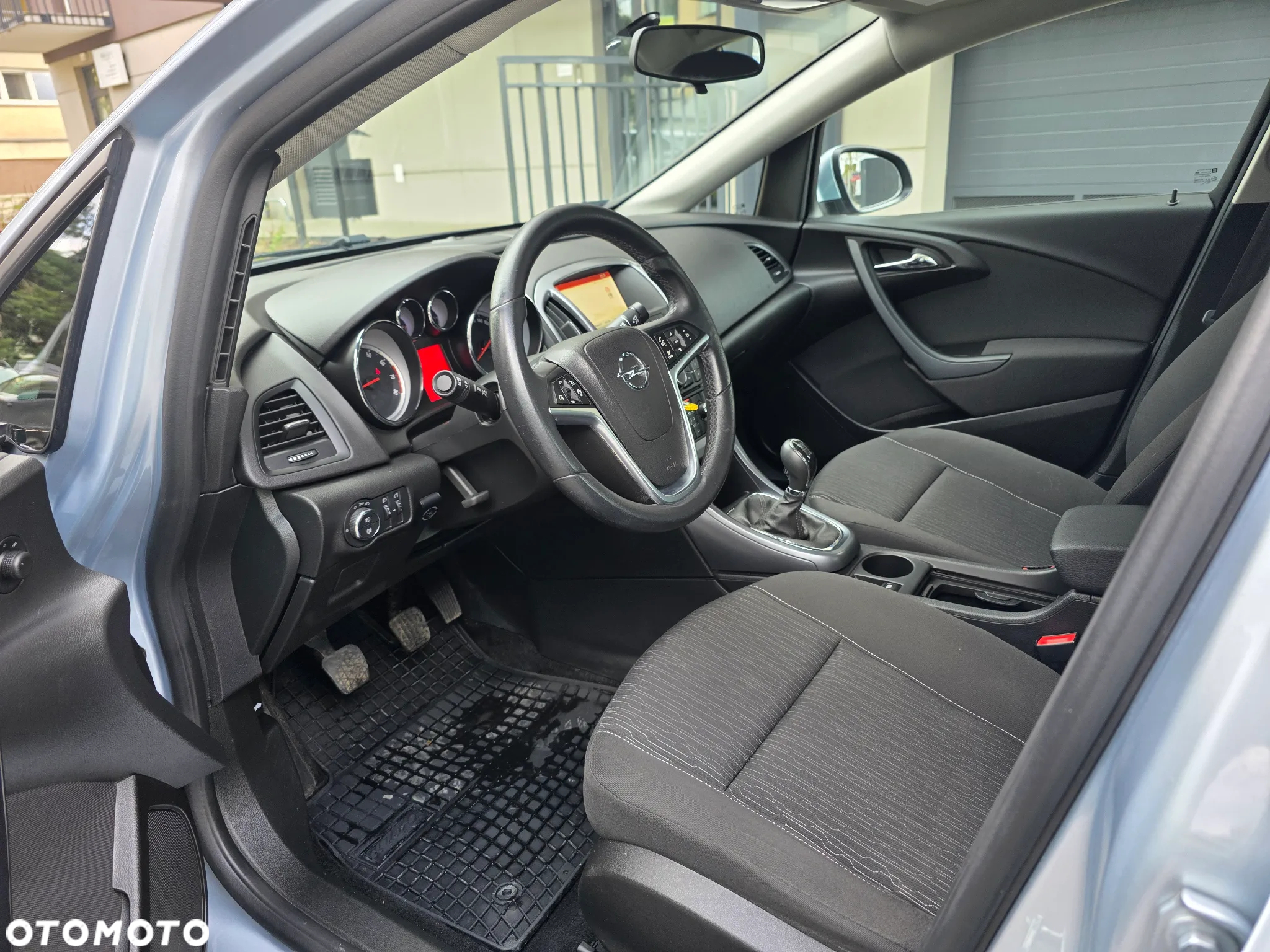 Opel Astra IV 1.4 T Executive EU6 - 3