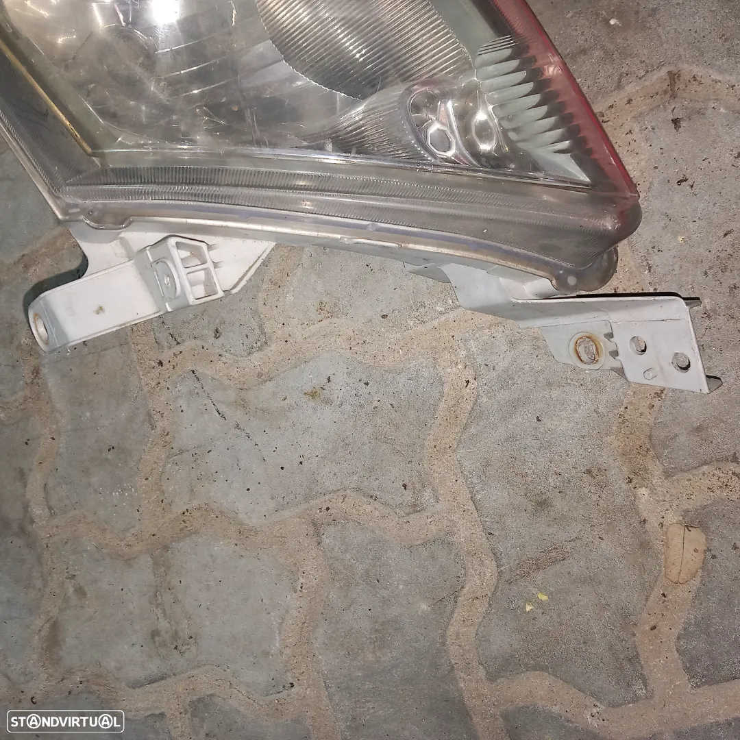 Farol condutor toyota hylux ano 2006 - 6