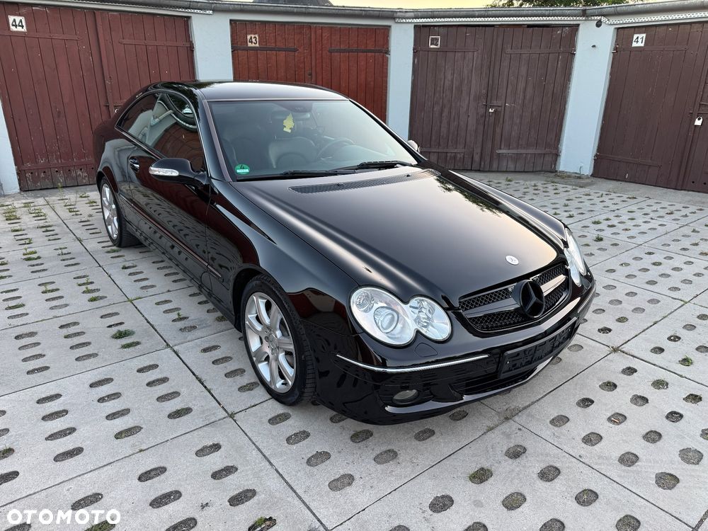 Mercedes-Benz CLK - 38