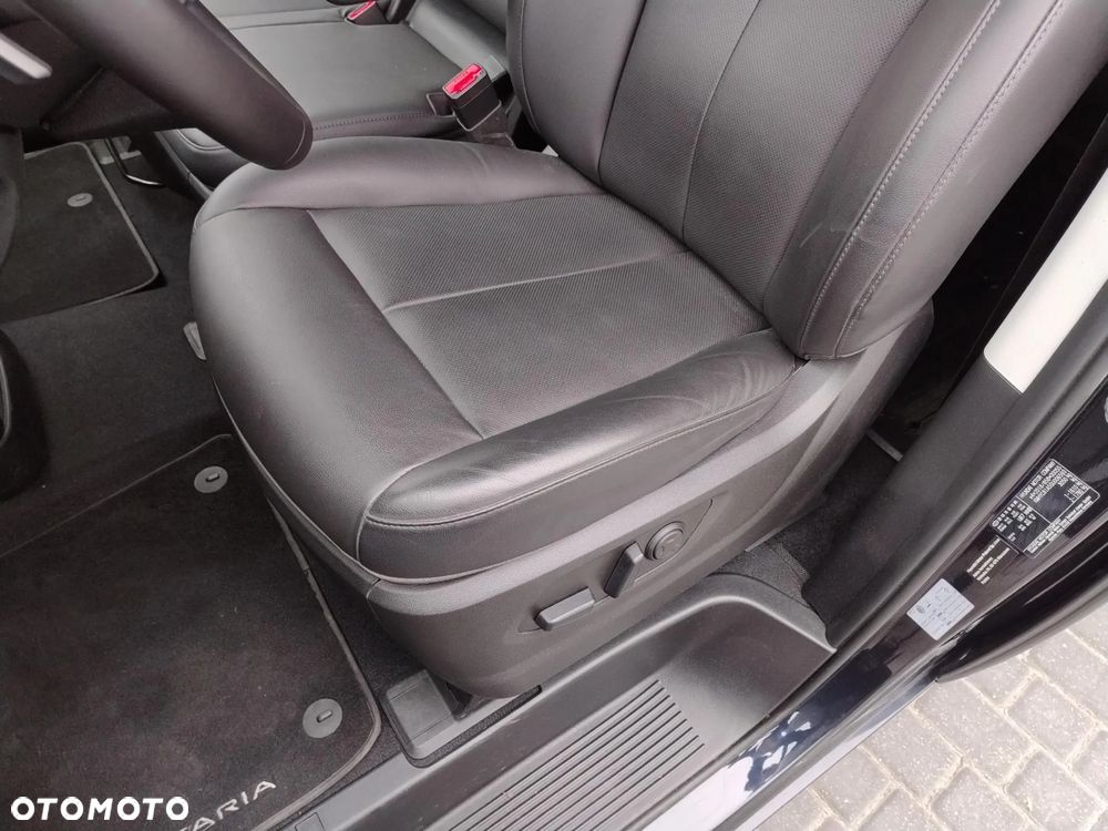 Hyundai Staria 1.6 T-GDI HEV Smart VIP - 12
