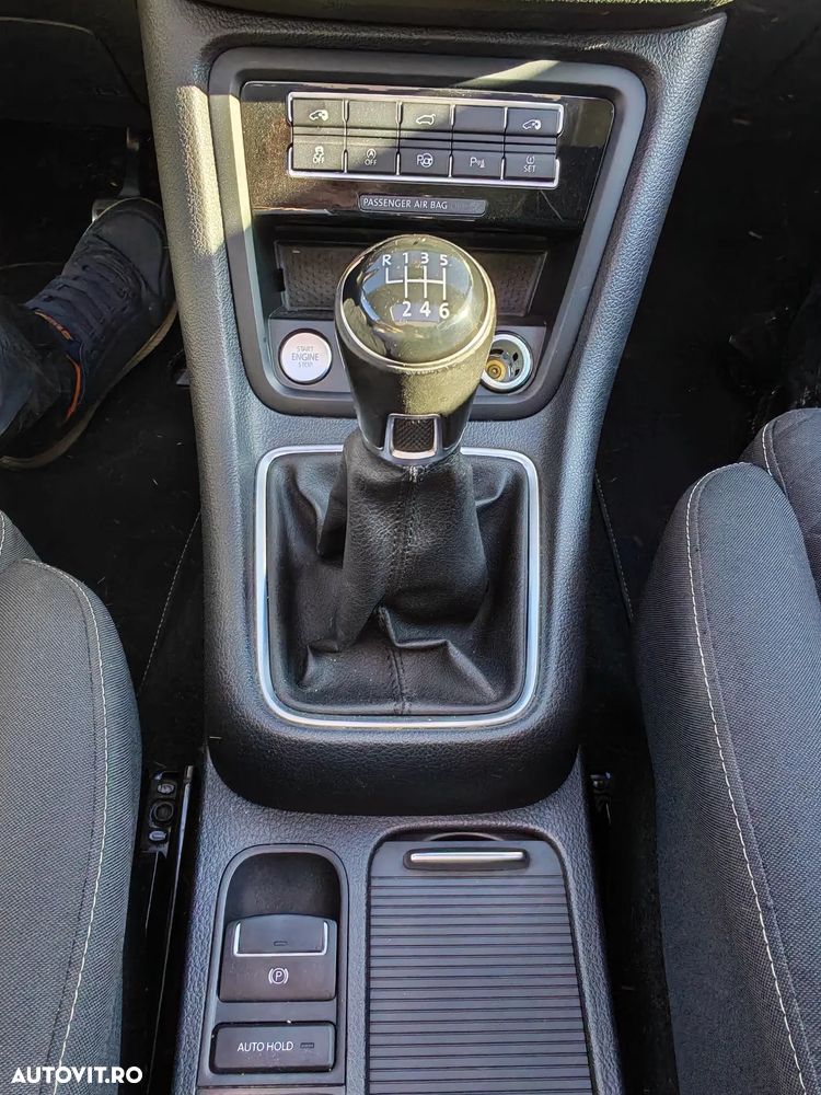 Volkswagen Sharan 2.0 TDI DSG IQ.DRIVE - 19