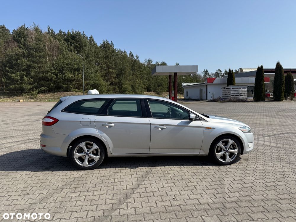 Ford Mondeo 2.0 TDCi Ghia - 7
