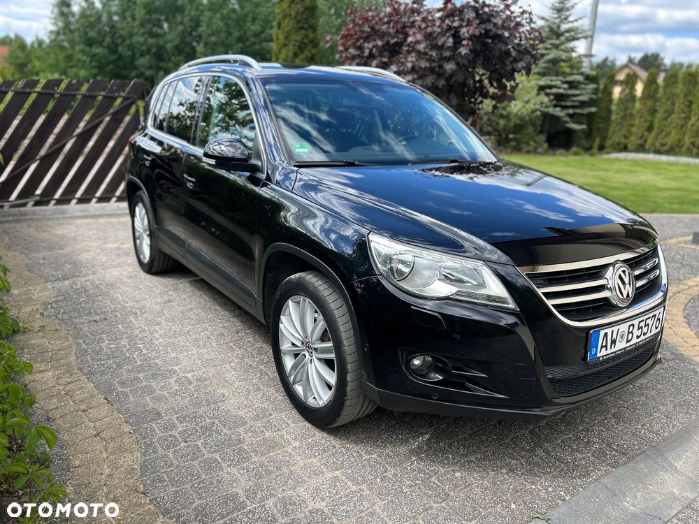Volkswagen Tiguan 2.0 TDI DPF BlueMotion Technology Exclusive - 4