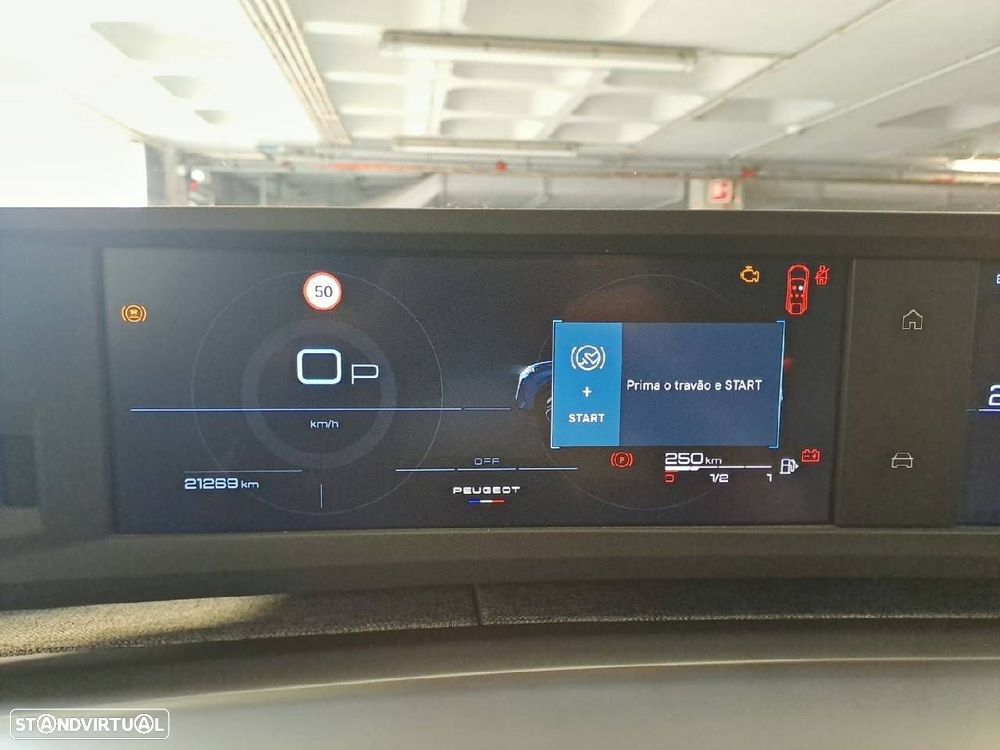 Peugeot 3008 1.2 Hybrid Allure e-DCS6 - 18