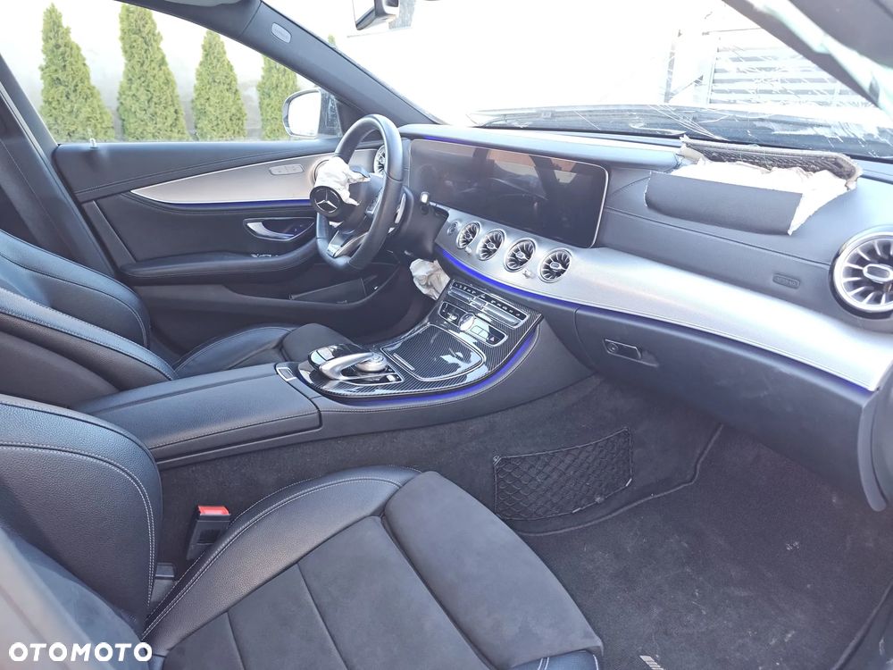 Mercedes-Benz Klasa E 220 d 9G-TRONIC AMG Line - 19