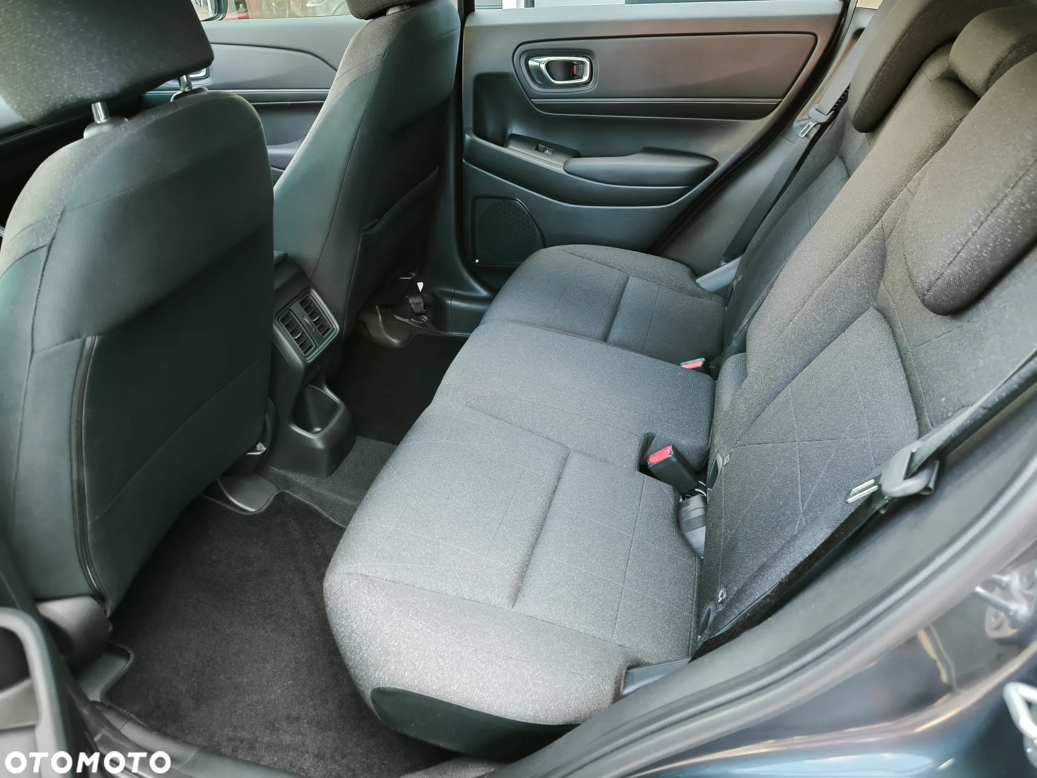 Honda HR-V 1.5 i-MMD Elegance CVT - 8