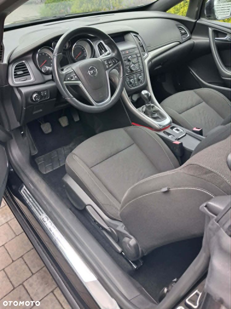 Opel Cascada 1.4 T Cosmo S&S - 8