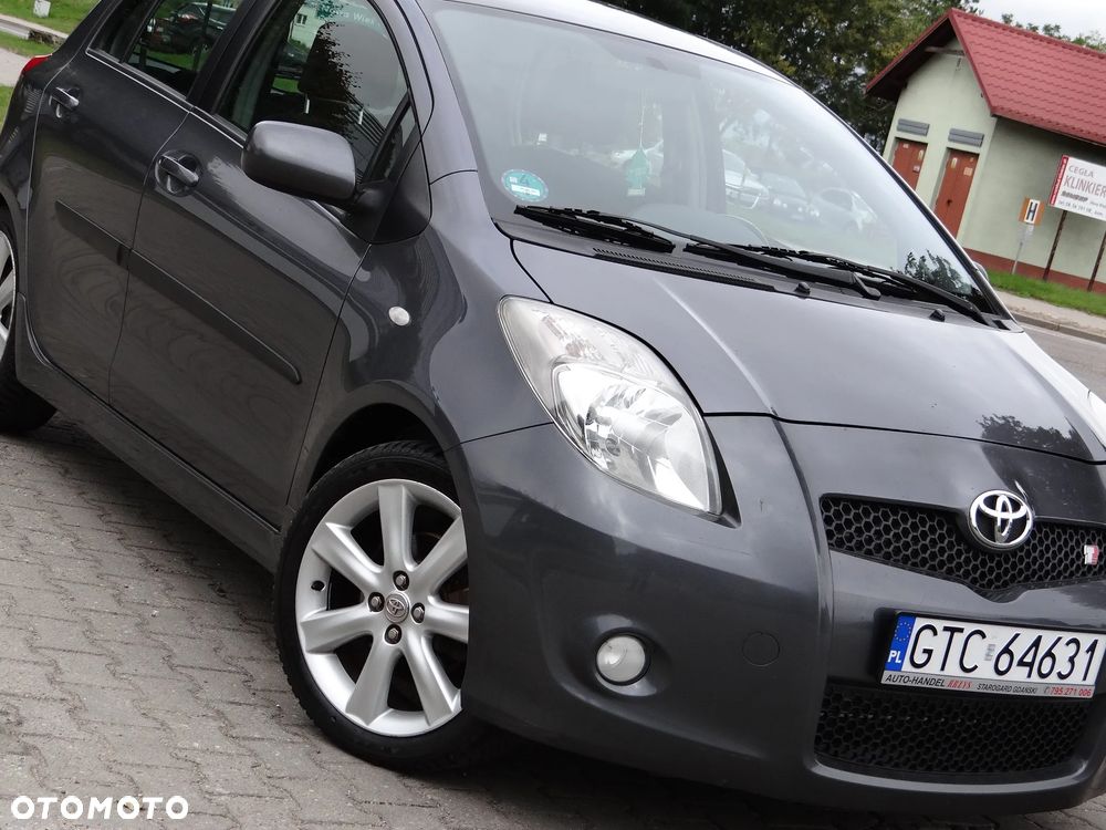 Toyota Yaris 1.8 VVT-i TS - 19