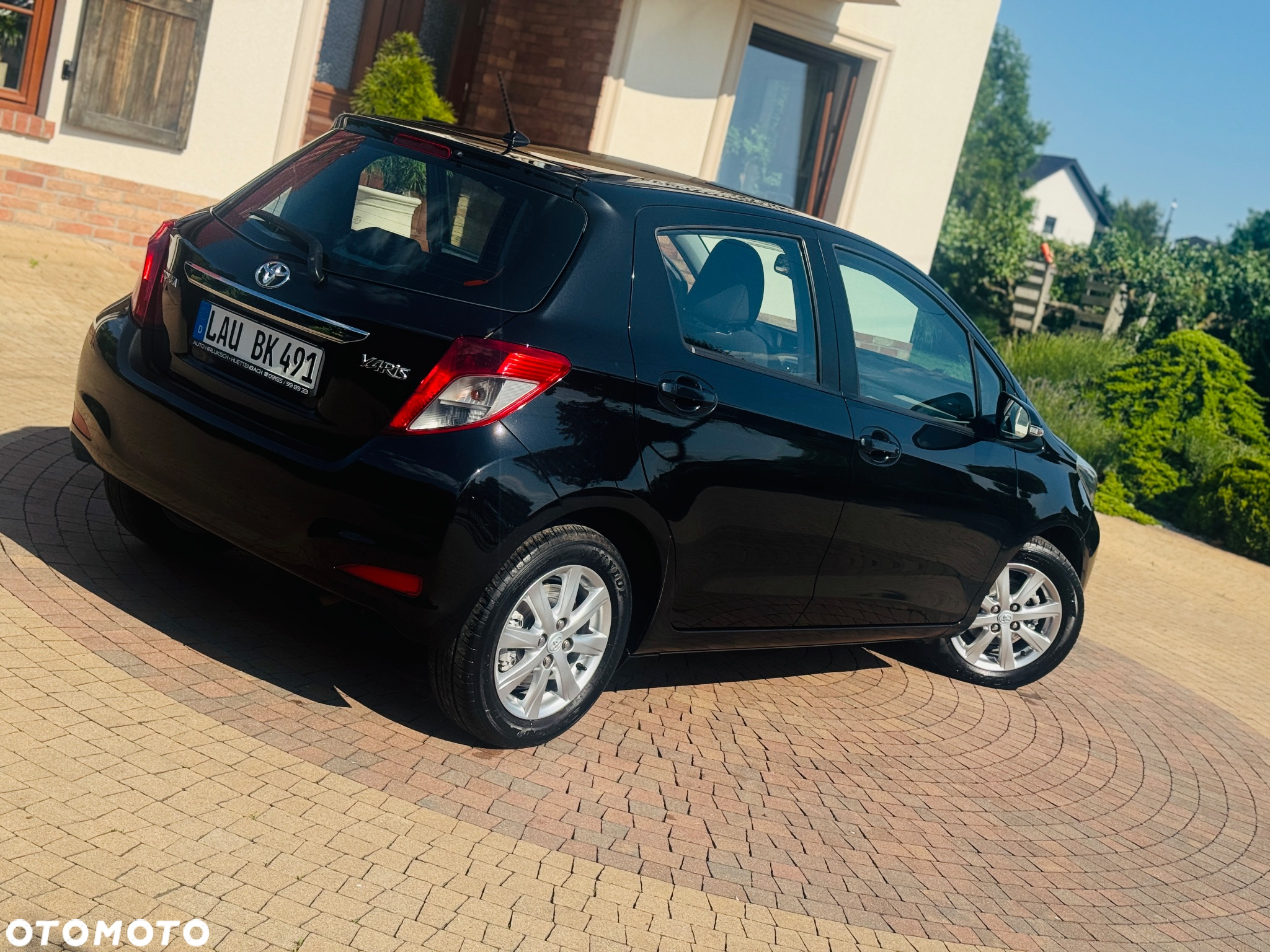 Toyota Yaris 1.33 VVT-i Executive - 3
