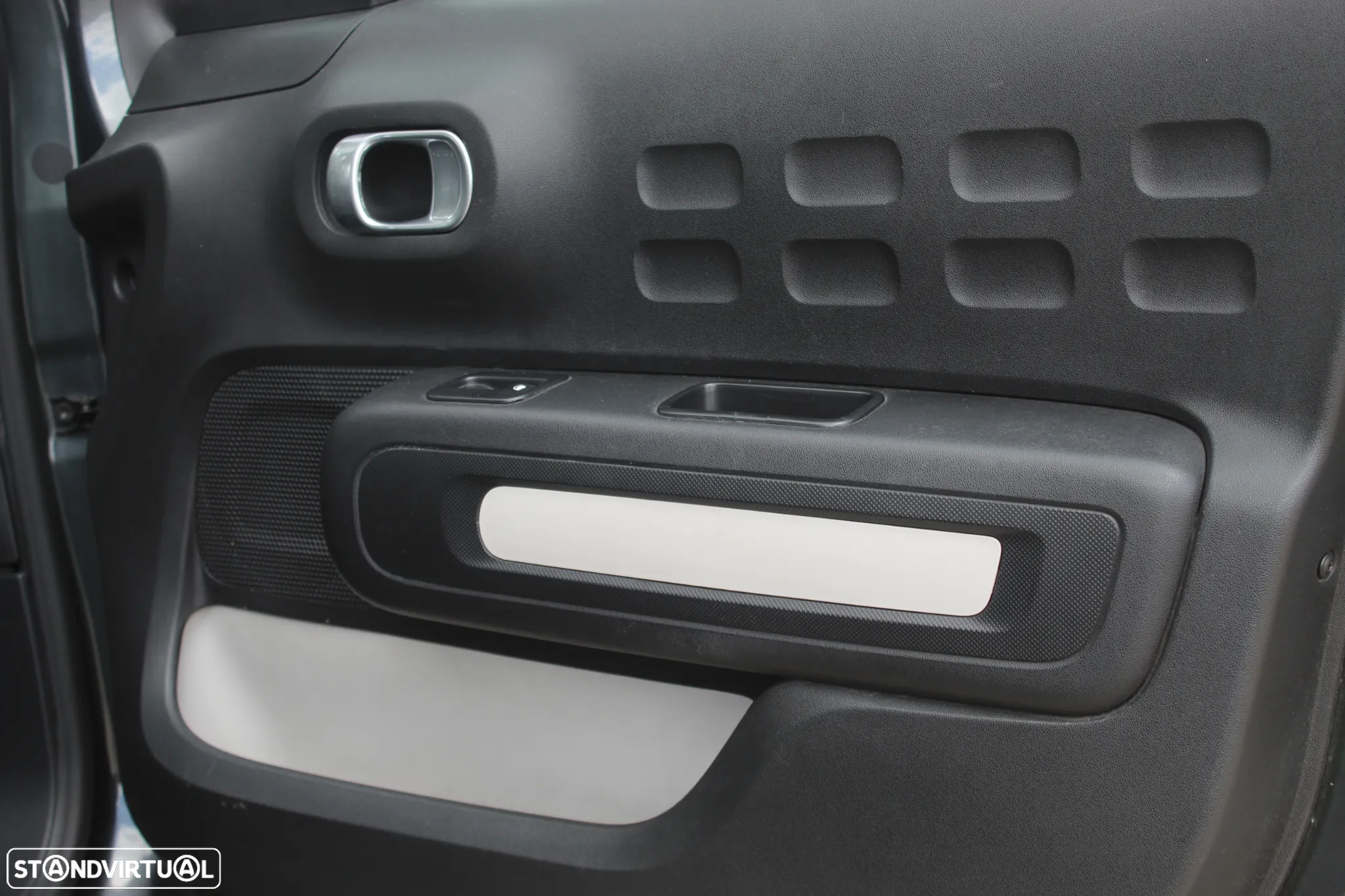 Citroën C3 1.6 BlueHDi Exclusive - 33