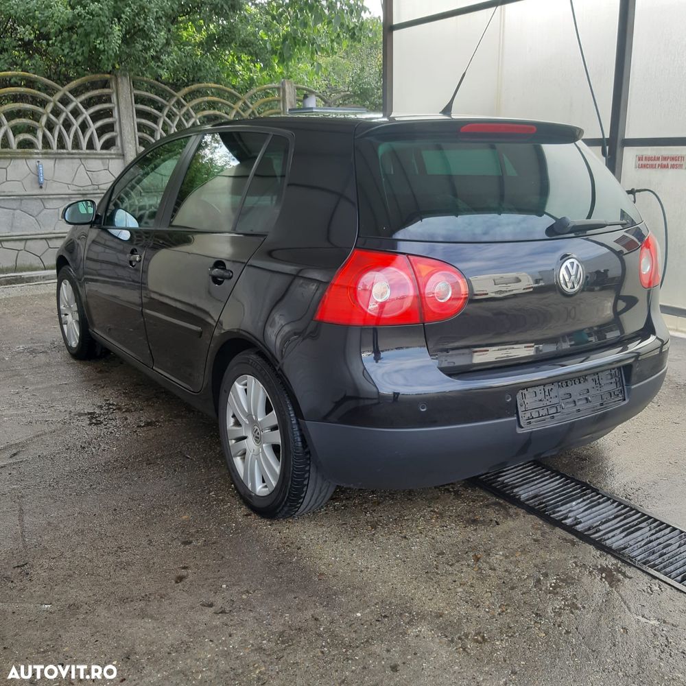 Volkswagen Golf - 4
