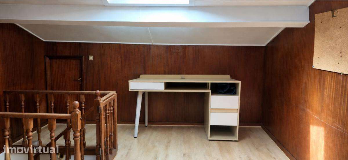 Quarto - localizado em Ramalde Porto - Grande imagem: 2/8