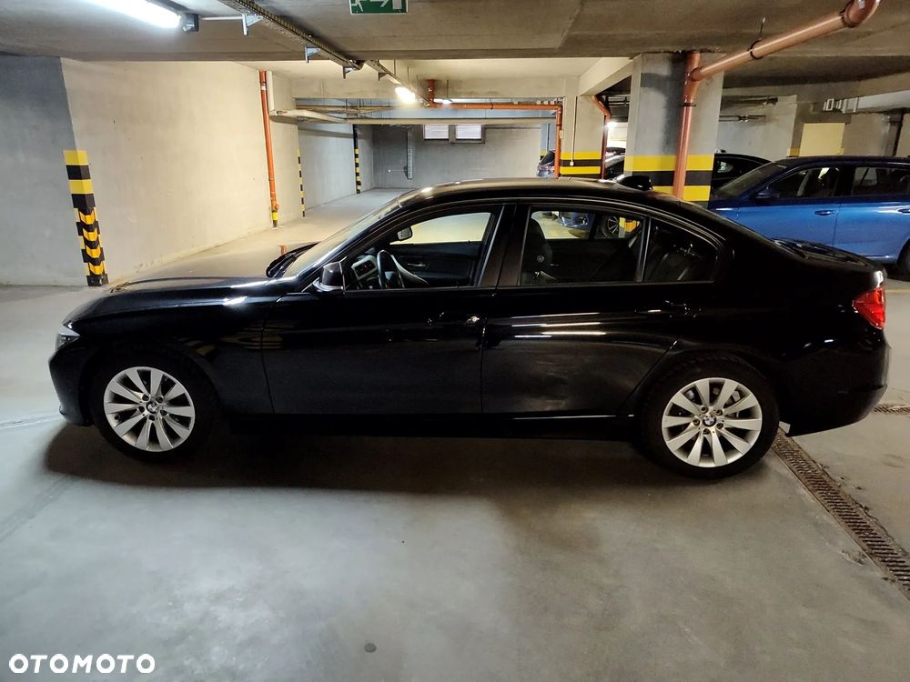 BMW Seria 3 316i - 2