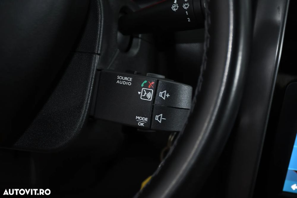 Dacia Duster 1.5 dCi 4x2 Prestige - 21