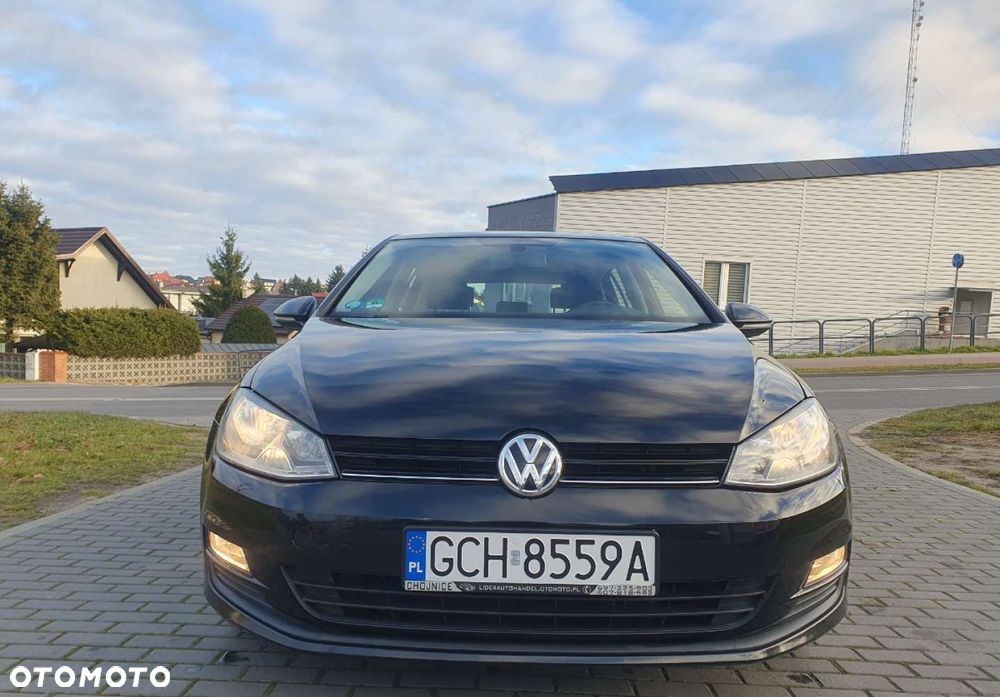 Volkswagen Golf - 15