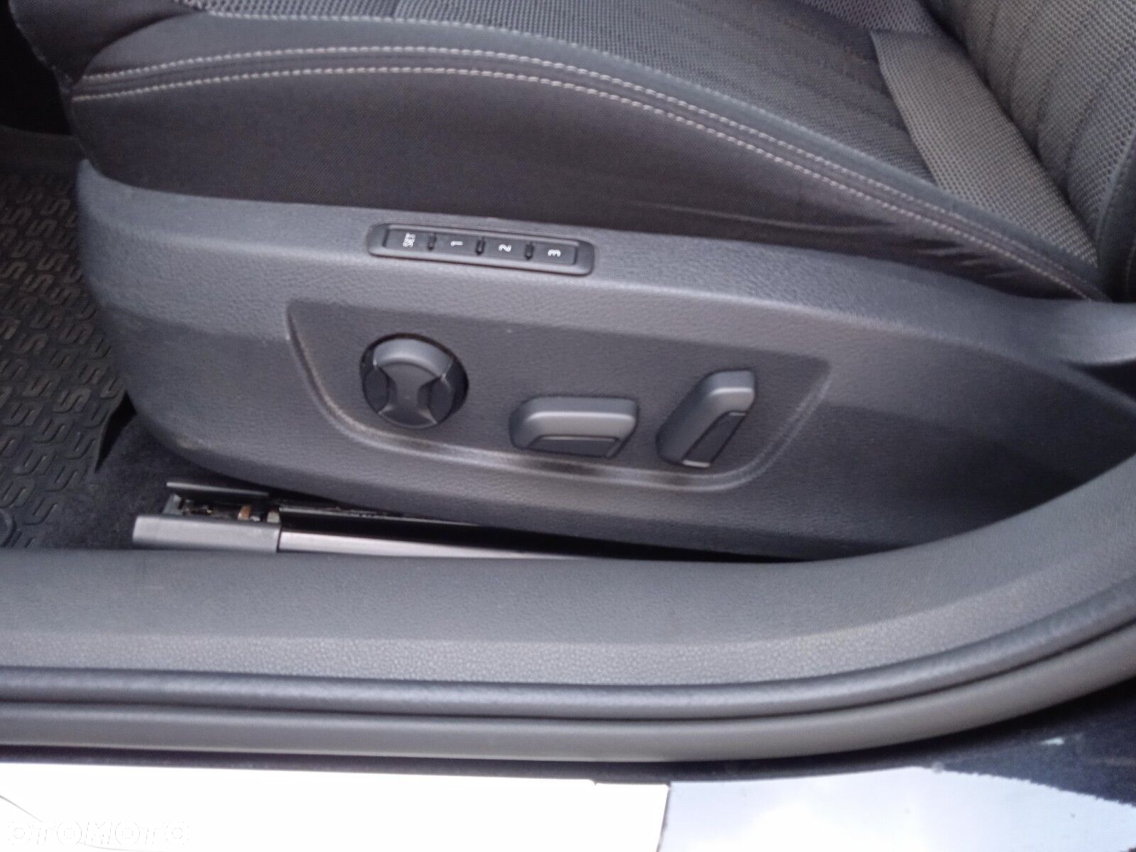 Skoda Superb 2.0 TDI SCR Style DSG - 19