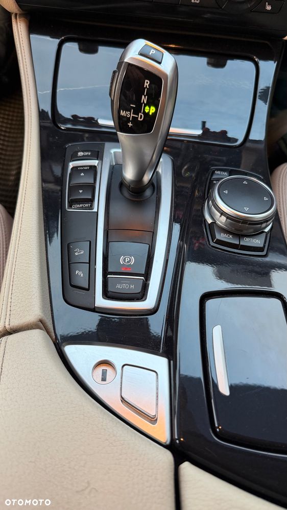 BMW Seria 5 - 32