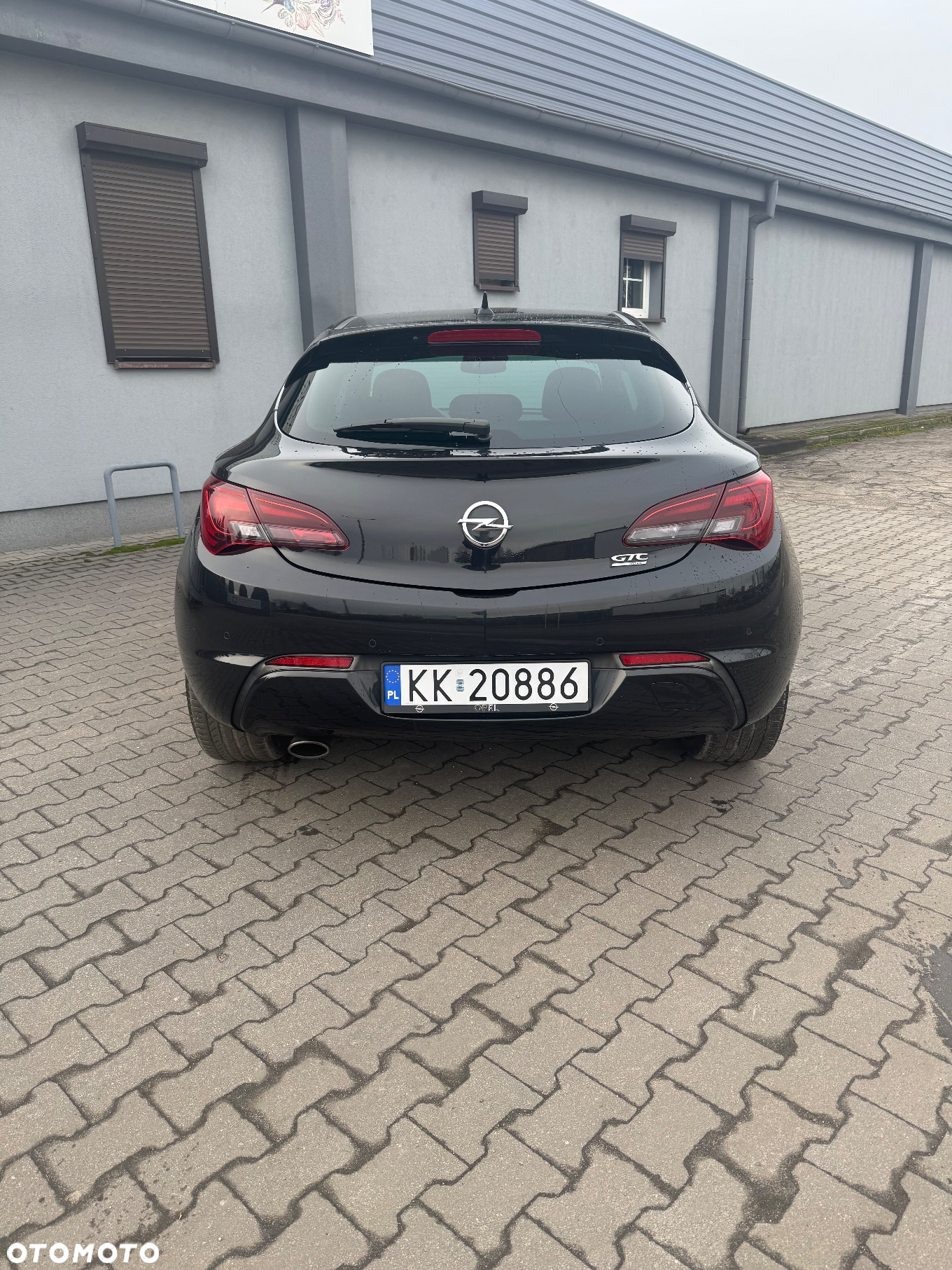 Opel Astra IV GTC 1.6 T SIDI Sport S&S - 11