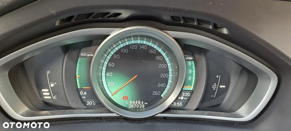 Volvo V40 D4 Drive-E Momentum - 12