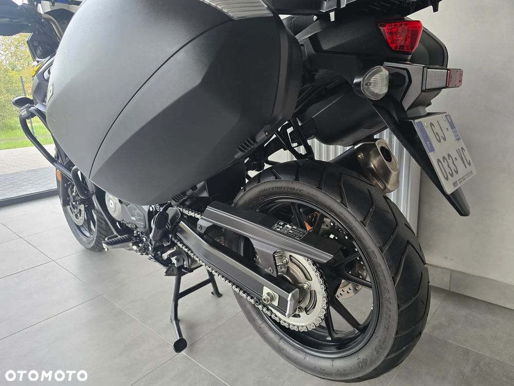 Suzuki V-STROM - 29