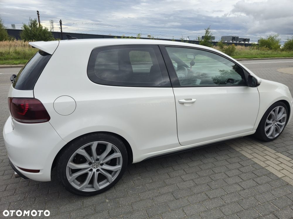 Volkswagen Golf - 3