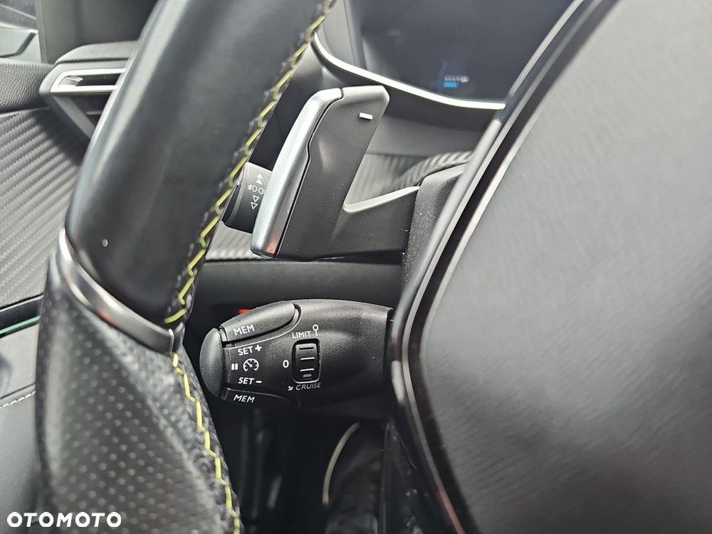 Peugeot 2008 - 28