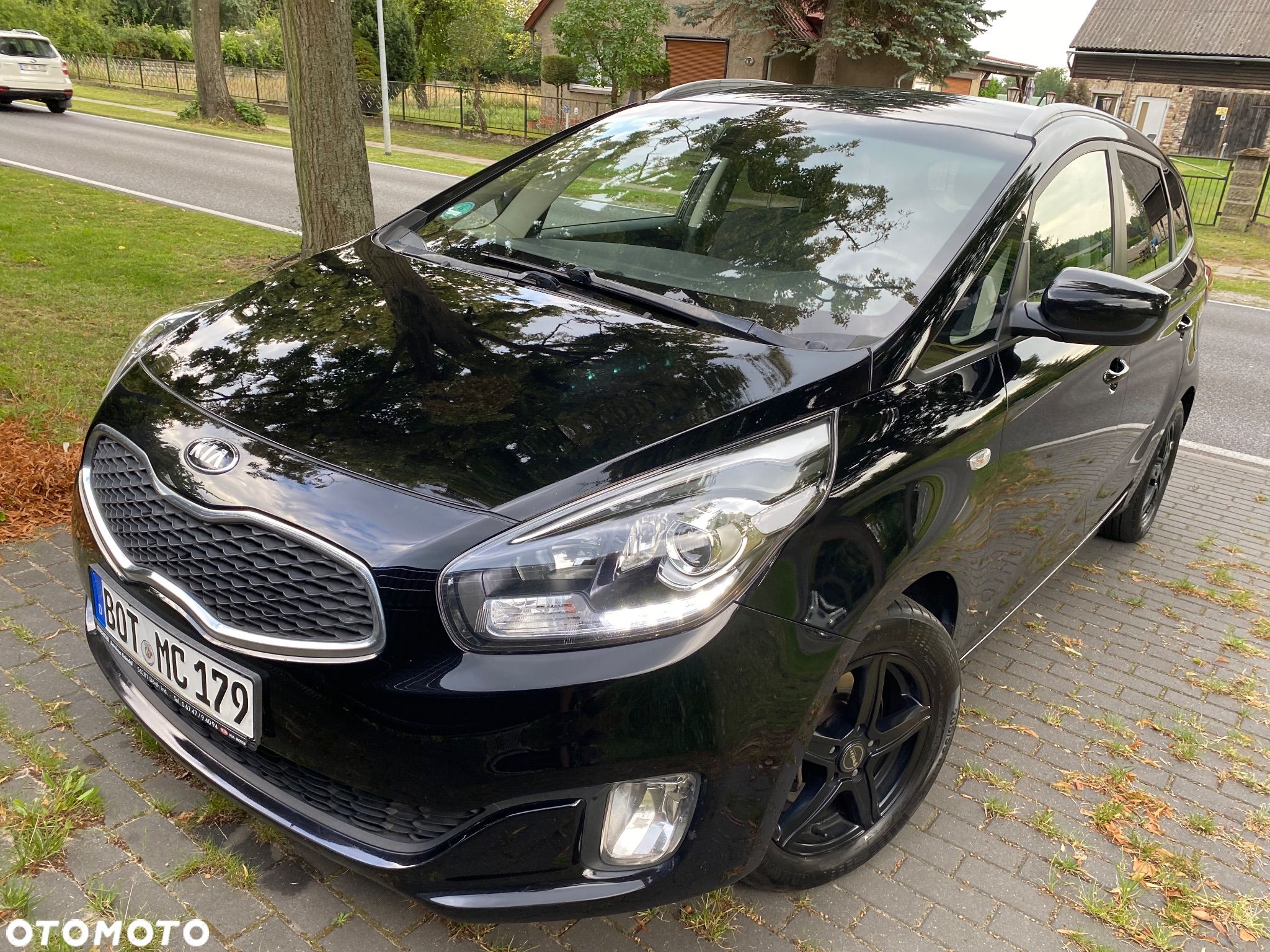 Kia Carens 1.7 CRDi Edition 7 - 1
