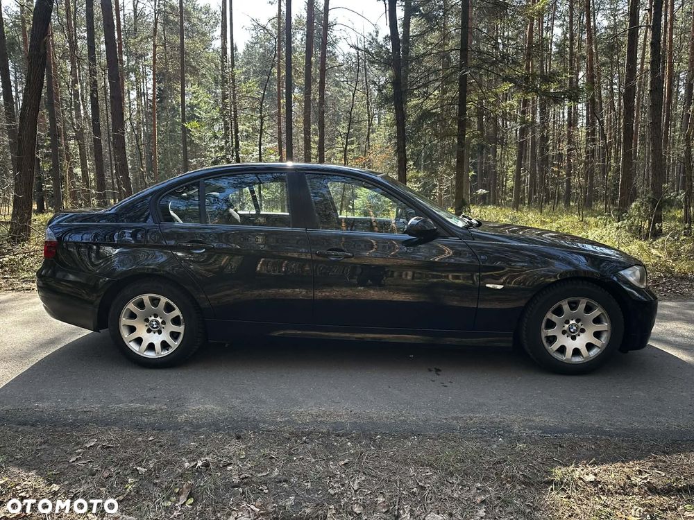 BMW Seria 3 318d DPF - 5