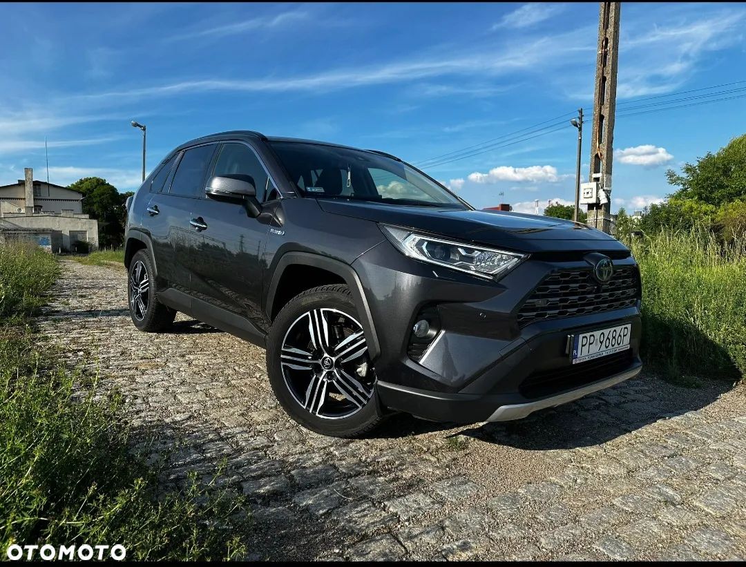 Toyota RAV4 - 1