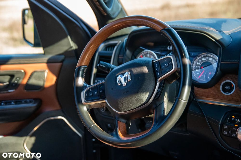 RAM 1500 5.7 Crew Cab Longhorn - 24