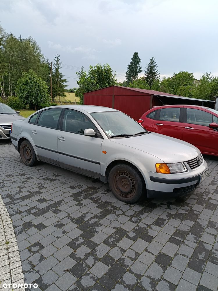 Volkswagen Passat - 3