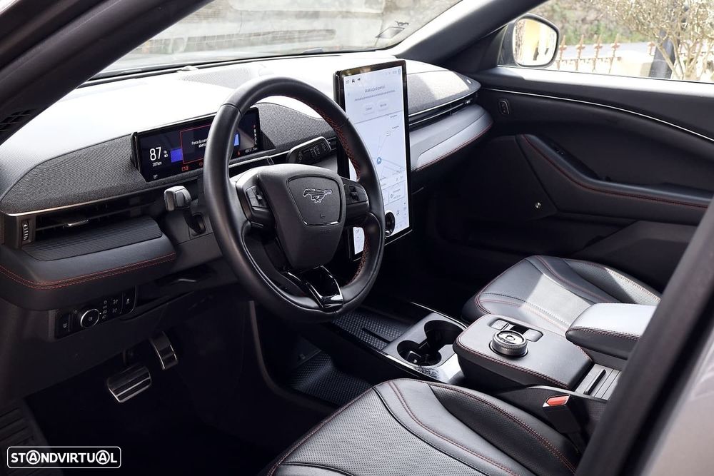 Ford Mustang Mach-E AWD PREMIUM - 15