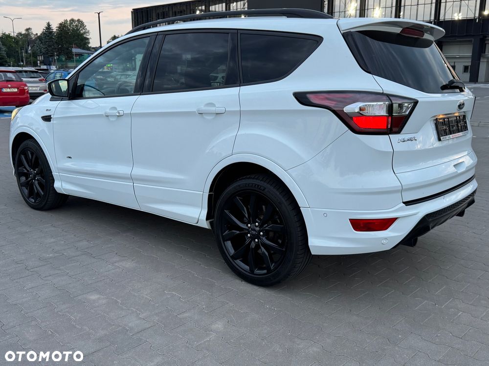 Ford Kuga 2.0 TDCi 4x4 ST-Line - 10