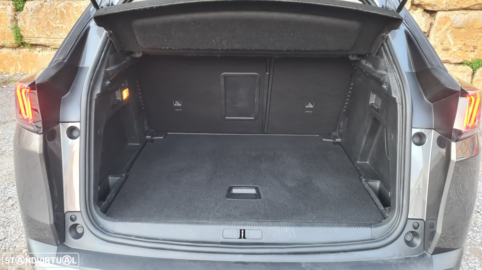 Peugeot 3008 1.5 BlueHDi Active - 55