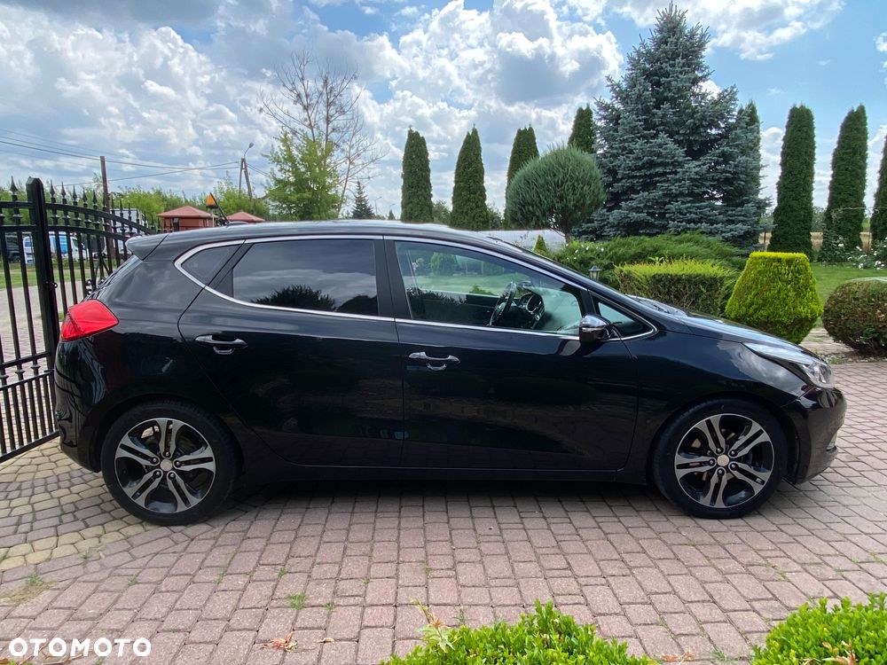Kia Ceed - 9
