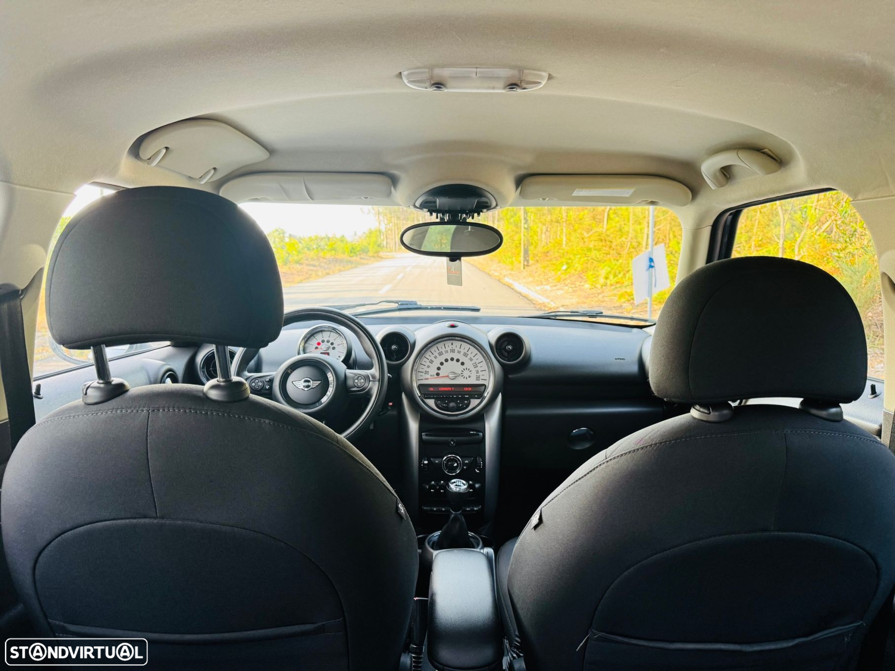 MINI Countryman Cooper D - 26