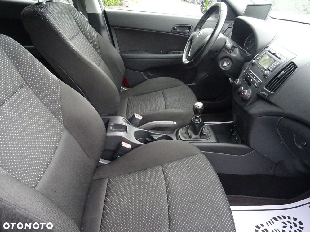 Hyundai i30 1.4 Classic + EU5 - 12