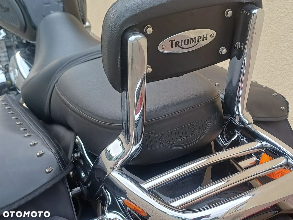 Triumph Adventurer - 22