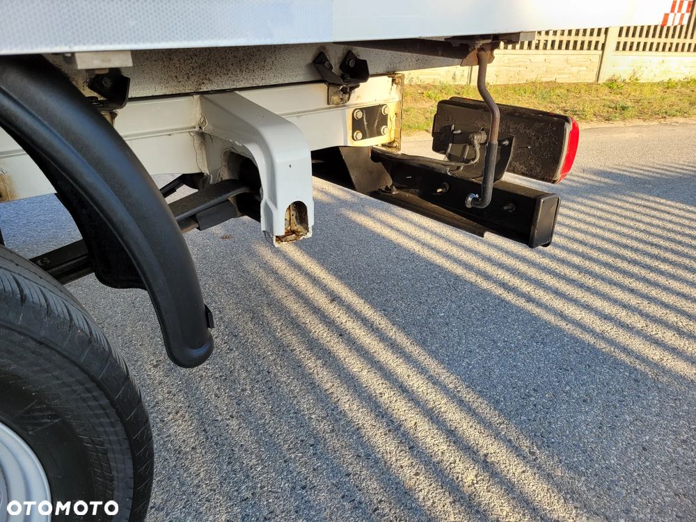 Volkswagen Crafter - 11