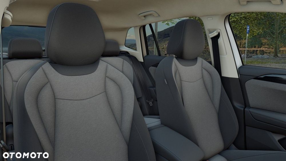 Volkswagen Tiguan - 12