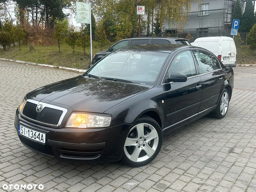 Skoda Superb 2002 photo 4