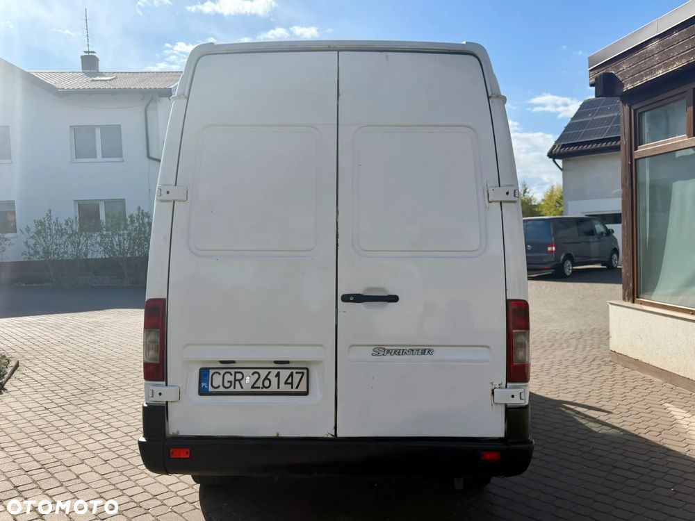Mercedes-Benz SPRINTER - 7