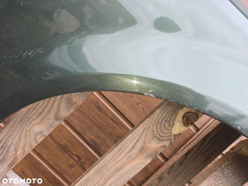 BŁOTNIK PRAWY AUDI A4 B6 - 2